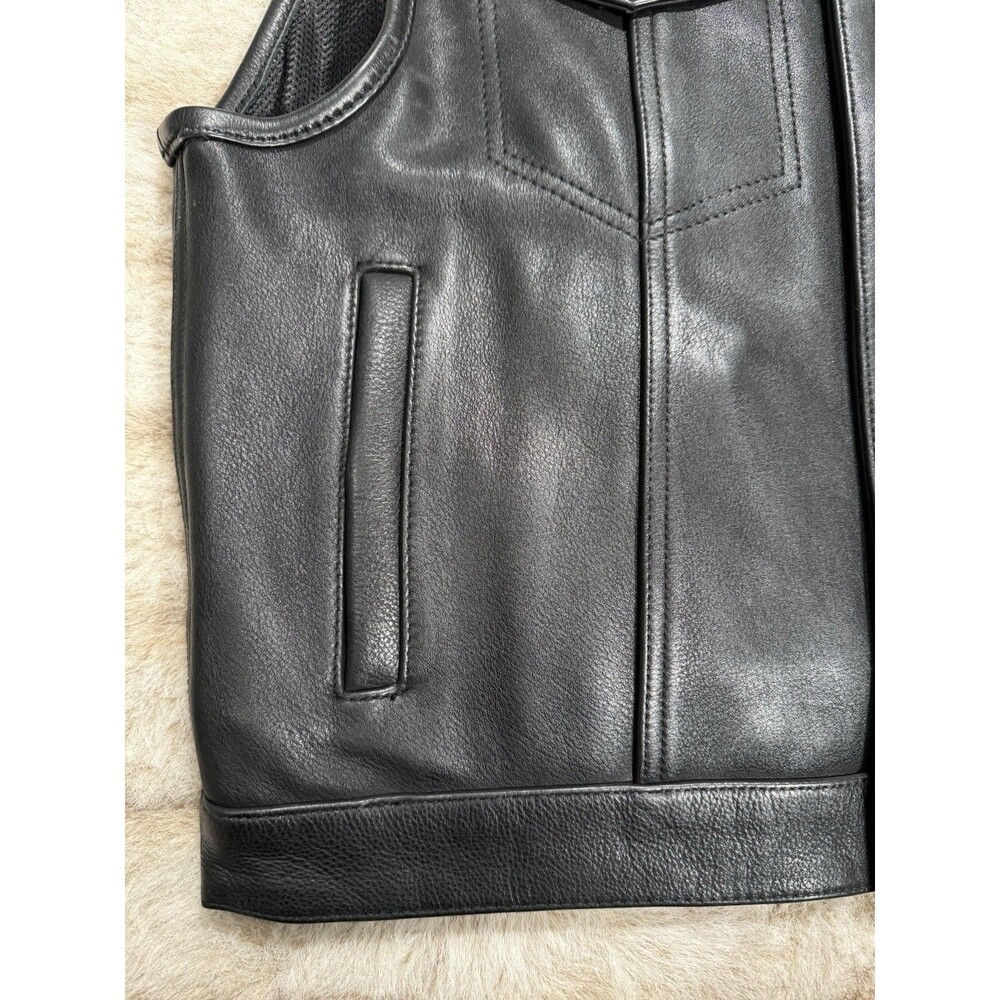 First Mfg Co Sharp Shooter Men's Motorcycle Leather Vest - Classic Black XL - Picture 4 of 16